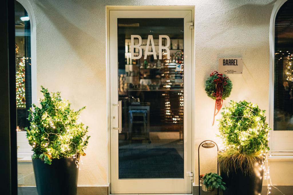 Boutique Hotel Barrel Sesvete Exterior foto